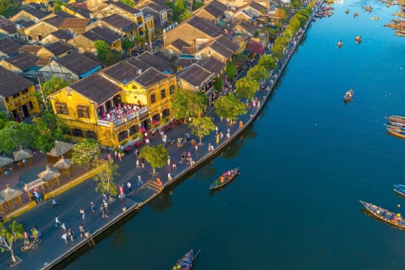 Best time to visit Hoi An