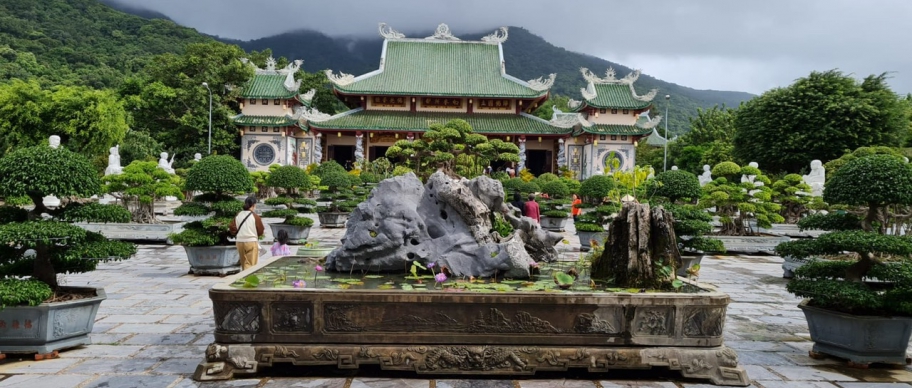 Lady Buddha, Marble Mountains Tour from Da Nang